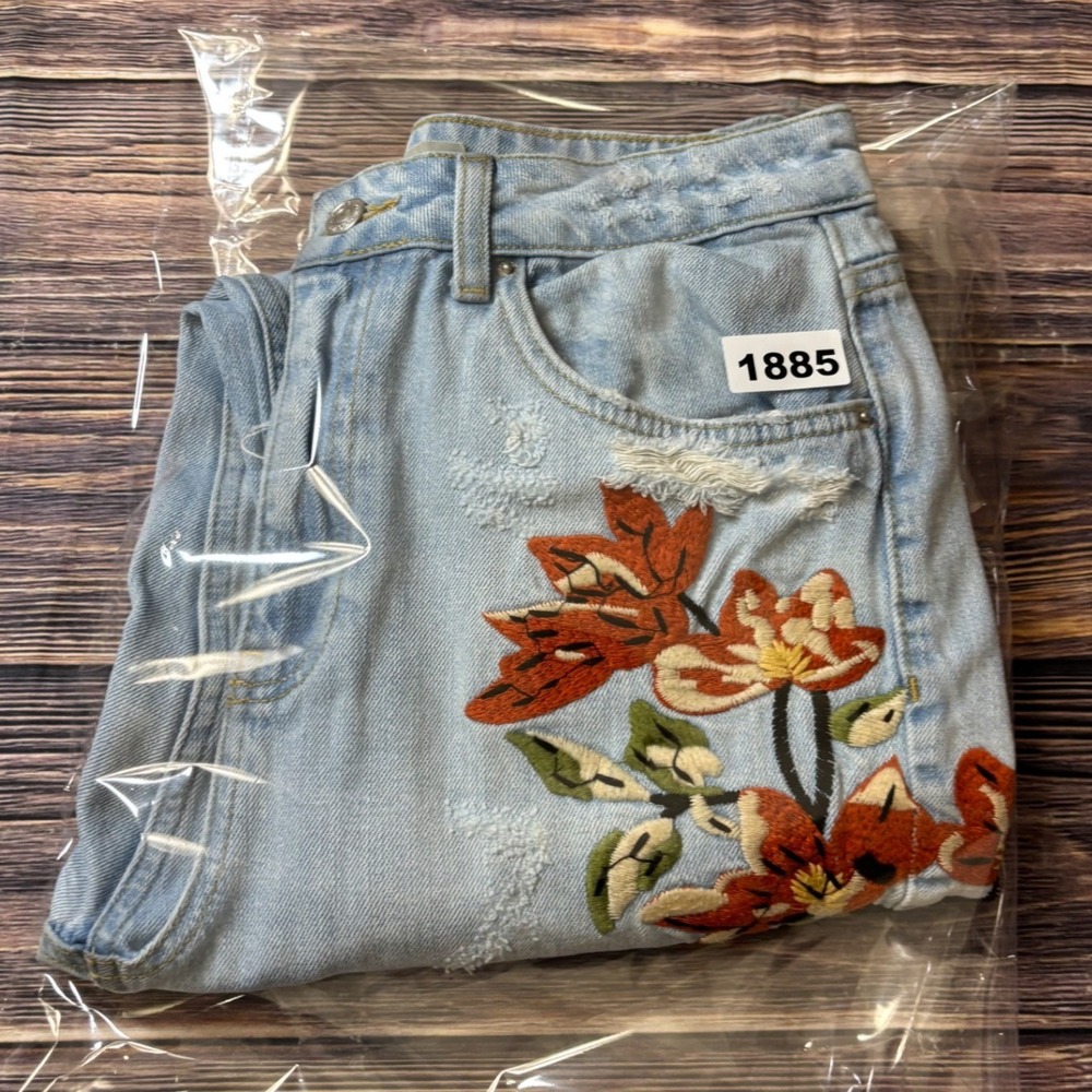 Topshop Moto Mom Jeans Womens W28 L32 Light Wash Floral Embroidered Distressed - Picture 15 of 15